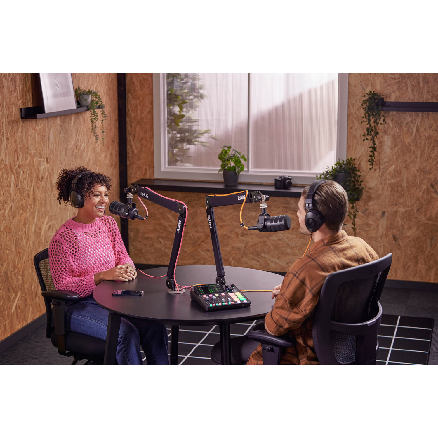 Rode RodeCaster Duo | Mikser do produkcji podcastów, muzyki i streamingu audio Rode - 5