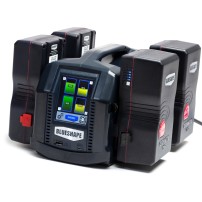 Blueshape CVS4XL | 4-kanałowa ładowarka akumulatorów V-Mount, adapter zasilania stałego, diagnostyka baterii Blueshape - 3