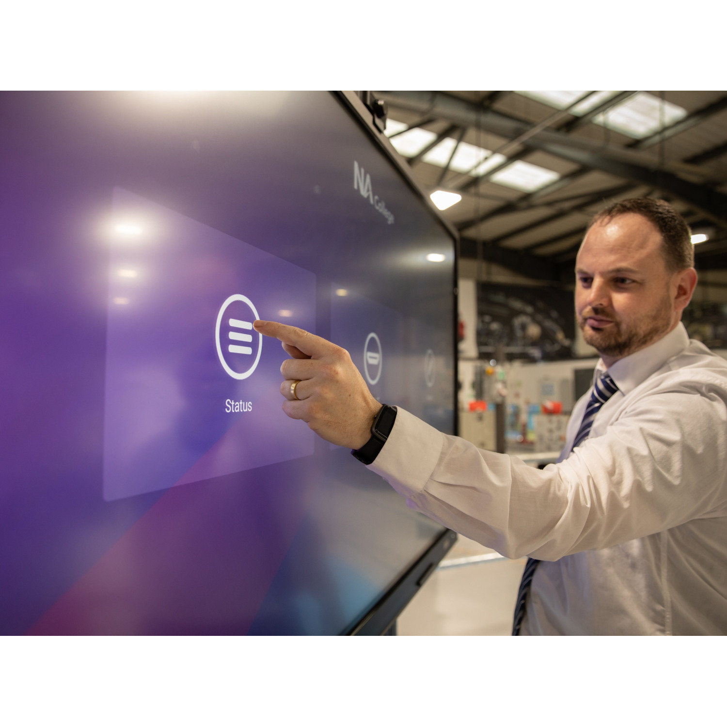 Clevertouch IMPACT Plus2 65" | Dotykowy monitor interaktywny 4K, Android 11, Microsoft 365, WiFi, 400 cd/m2 Clevertouch - 13
