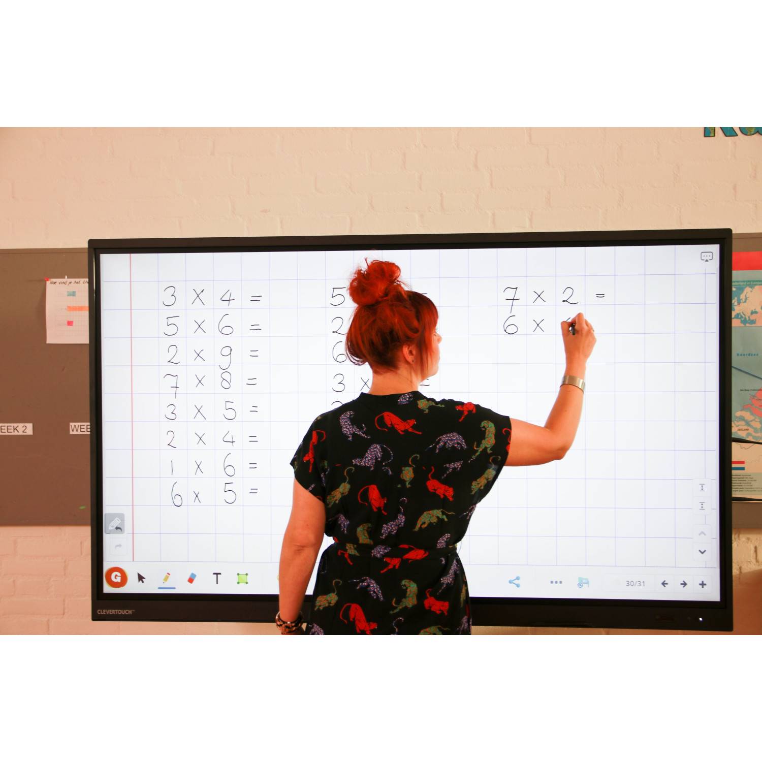 Clevertouch IMPACT Plus2 65" | Dotykowy monitor interaktywny 4K, Android 11, Microsoft 365, WiFi, 400 cd/m2 Clevertouch - 4