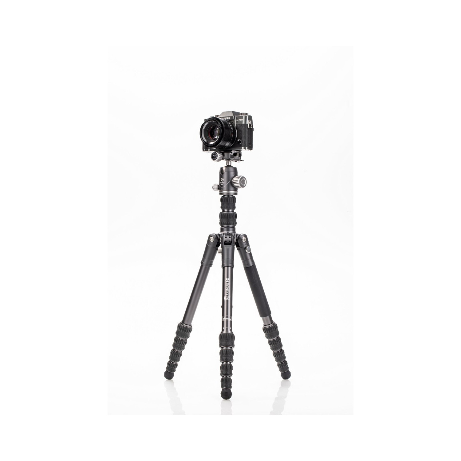 Benro Bat 05C+VX20 (FBAT05CVX20) | Statyw wideo z głowicą kulową VX20, maks. wys. 140.5 cm, udźwig 14 kg Benro - 1