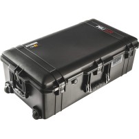 Peli 1615 Air Case | Walizka transportowa bez wypełnienia, wym. zewn. 82 x 46 x 28 cm, IP67, MIL-SPEC
