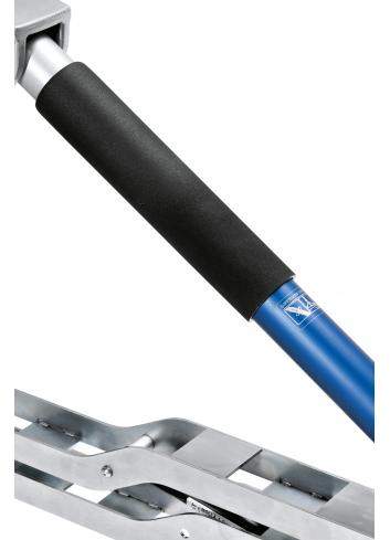 Avenger B7034FF (Long John Silver Junior) | Stalowy statyw oświetleniowy z kółkami i hamulcami, wysokość 338 cm, udźwig 120 kg A