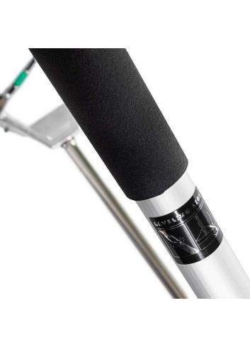 Avenger B7057FF (Long John Silver) | Stalowy statyw oświetleniowy z kółkami i hamulcami, wysokość 578 cm, udźwig 120 kg Avenger 